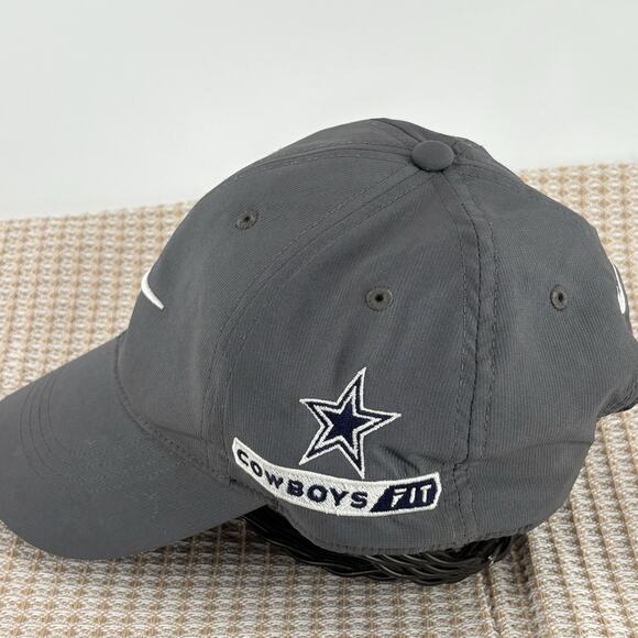 Dallas Cowboys Blue Nike Hat OSFA Adjustable Nike Golf Cap NFL Light Weight - Picture 1 of 6